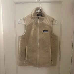 Patagonia Off-White Fleece Vest